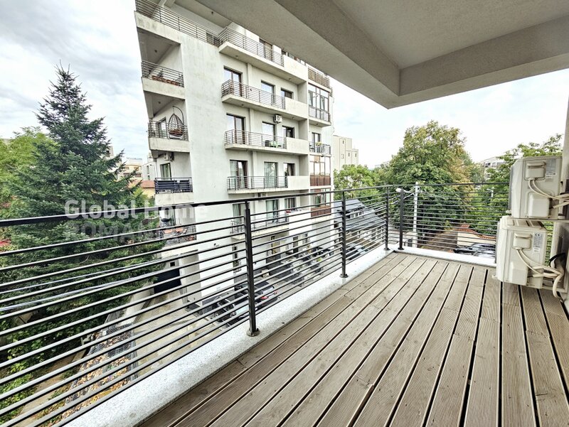 Herastrau first rent, ap. 2 camere 63 mp, terasa 10 mp, parcare subterana